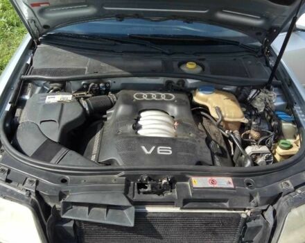 Серый Ауди А6, объемом двигателя 2.4 л и пробегом 275 тыс. км за 4499 $, фото 10 на Automoto.ua