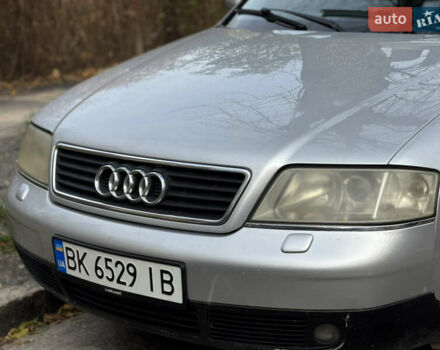 Серый Ауди А6, объемом двигателя 2.4 л и пробегом 347 тыс. км за 1400 $, фото 2 на Automoto.ua