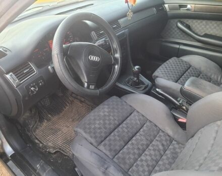 Серый Ауди А6, объемом двигателя 2.5 л и пробегом 380 тыс. км за 1600 $, фото 5 на Automoto.ua