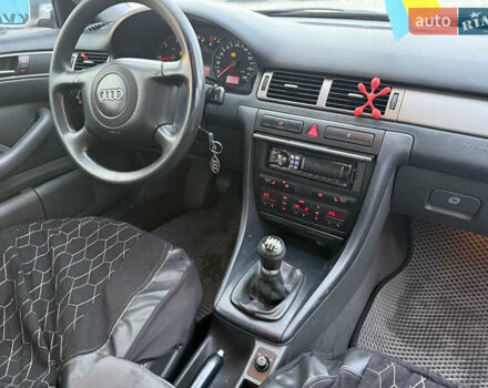 Сірий Ауді А6, об'ємом двигуна 2.5 л та пробігом 333 тис. км за 2999 $, фото 11 на Automoto.ua