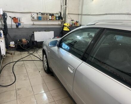 Ауді А6 2000 у Бершаде на Automoto.ua Сірий Ауді А6, об'ємом двигуна 2.5 л та пробігом 495 тис. км за 3300 $, фото 5 на Automoto.ua