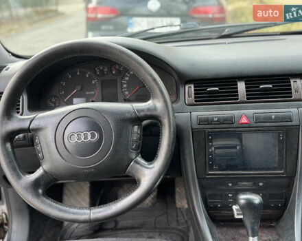 Серый Ауди А6, объемом двигателя 2.4 л и пробегом 347 тыс. км за 1400 $, фото 4 на Automoto.ua