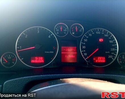 Серый Ауди А6, объемом двигателя 2.5 л и пробегом 372 тыс. км за 5800 $, фото 5 на Automoto.ua