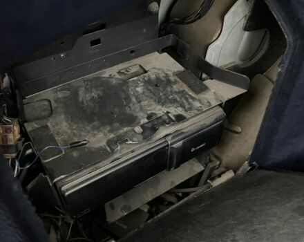 Серый Ауди А6, объемом двигателя 2.5 л и пробегом 327 тыс. км за 4500 $, фото 18 на Automoto.ua