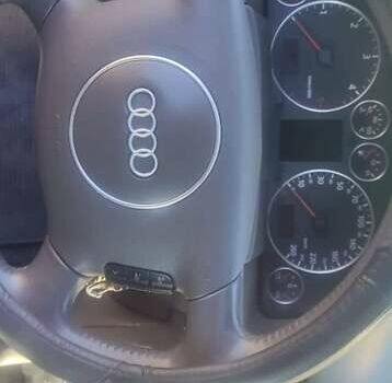 Серый Ауди А6, объемом двигателя 2.5 л и пробегом 255 тыс. км за 4200 $, фото 21 на Automoto.ua