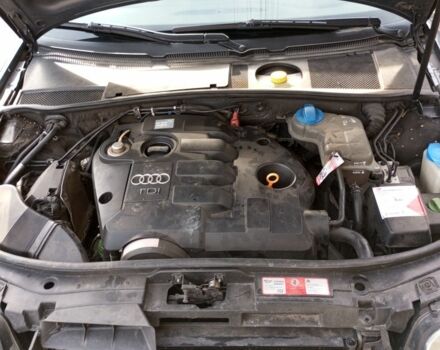 Ауді А6 2002 у Рівному на Automoto.ua Сірий Ауді А6, об'ємом двигуна 0 л та пробігом 400 тис. км за 2699 $, фото 10 на Automoto.ua