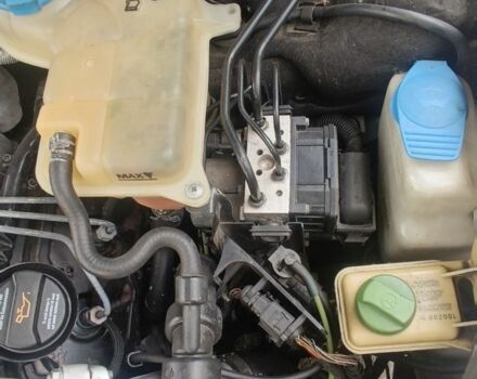 Сірий Ауді А6, об'ємом двигуна 2.5 л та пробігом 350 тис. км за 4200 $, фото 4 на Automoto.ua