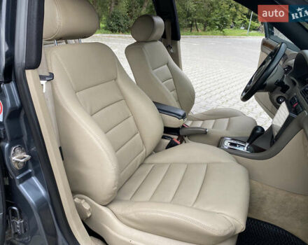 Сірий Ауді А6, об'ємом двигуна 2.5 л та пробігом 335 тис. км за 4500 $, фото 13 на Automoto.ua