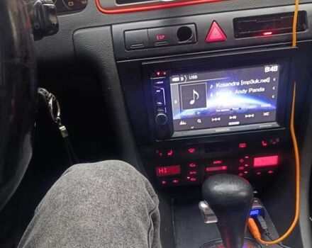 Ауді А6 2004 у Чернівцях на Automoto.ua Сірий Ауді А6, об'ємом двигуна 2.5 л та пробігом 390 тис. км за 5500 $, фото 8 на Automoto.ua