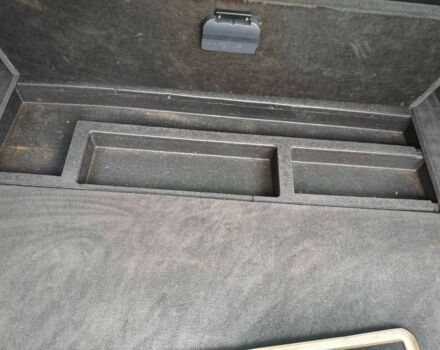 Серый Ауди А6, объемом двигателя 1.8 л и пробегом 247 тыс. км за 4200 $, фото 15 на Automoto.ua