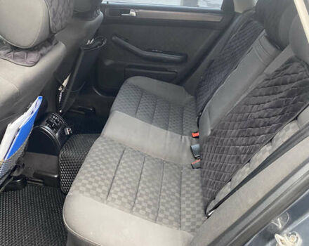 Серый Ауди А6, объемом двигателя 2.5 л и пробегом 356 тыс. км за 3600 $, фото 2 на Automoto.ua