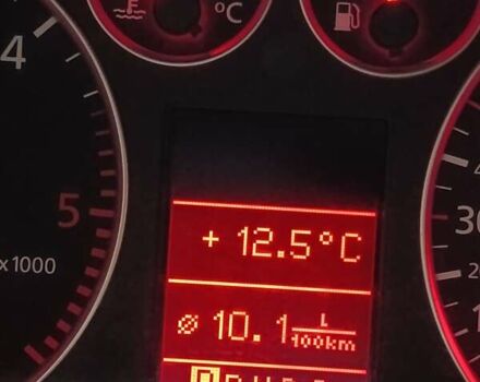 Ауді А6 2004 у Чернівцях на Automoto.ua Сірий Ауді А6, об'ємом двигуна 2.5 л та пробігом 390 тис. км за 5500 $, фото 5 на Automoto.ua