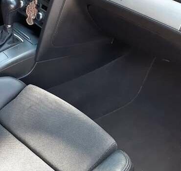 Серый Ауди А6, объемом двигателя 3 л и пробегом 315 тыс. км за 10000 $, фото 7 на Automoto.ua