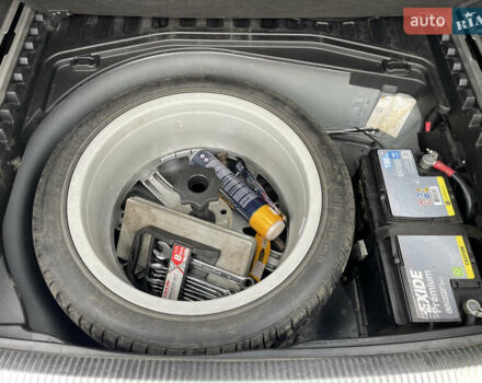 Сірий Ауді А6, об'ємом двигуна 3 л та пробігом 348 тис. км за 7500 $, фото 14 на Automoto.ua