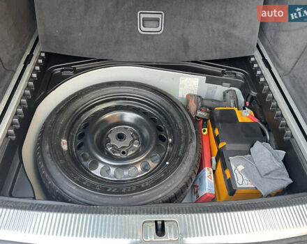 Сірий Ауді А6, об'ємом двигуна 2.7 л та пробігом 304 тис. км за 8200 $, фото 45 на Automoto.ua