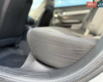 Сірий Ауді А6, об'ємом двигуна 2 л та пробігом 306 тис. км за 6200 $, фото 73 на Automoto.ua