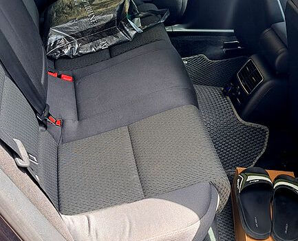 Серый Ауди А6, объемом двигателя 2 л и пробегом 320 тыс. км за 8000 $, фото 1 на Automoto.ua