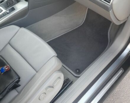 Сірий Ауді А6, об'ємом двигуна 2.7 л та пробігом 300 тис. км за 3800 $, фото 11 на Automoto.ua