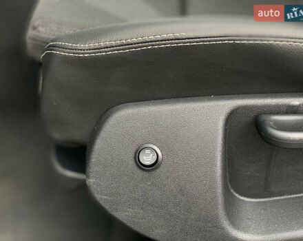 Сірий Ауді А6, об'ємом двигуна 1.98 л та пробігом 206 тис. км за 9999 $, фото 50 на Automoto.ua
