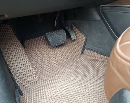 Сірий Ауді А6, об'ємом двигуна 2.97 л та пробігом 260 тис. км за 20800 $, фото 25 на Automoto.ua