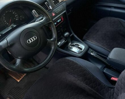 Серый Ауди А6, объемом двигателя 2.4 л и пробегом 301 тыс. км за 4200 $, фото 1 на Automoto.ua