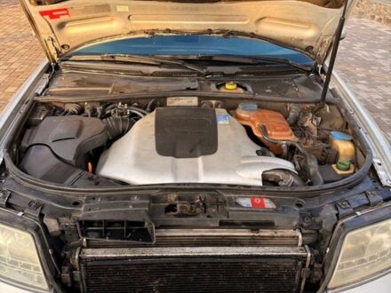 Ауди А6 2000 в Городище на Automoto.ua Серый Ауди А6, объемом двигателя 2.5 л и пробегом 360 тыс. км за 3500 $, фото 1 на Automoto.ua