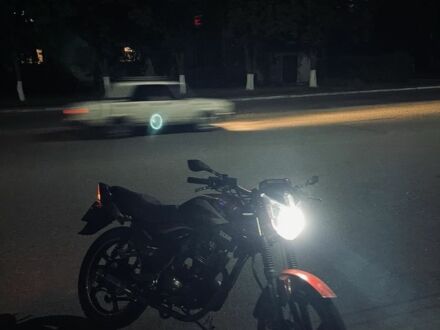 Сірий Ауді А6, об'ємом двигуна 2.5 л та пробігом 300 тис. км за 3009 $, фото 1 на Automoto.ua
