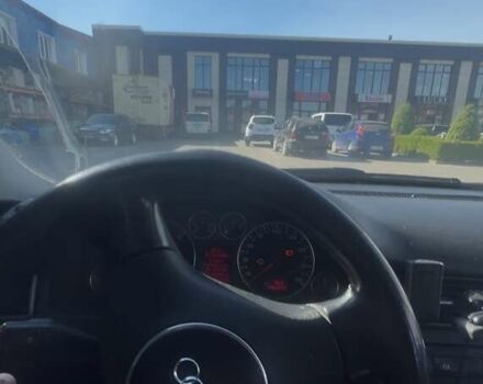 Серый Ауди А6, объемом двигателя 2.5 л и пробегом 290 тыс. км за 4000 $, фото 1 на Automoto.ua