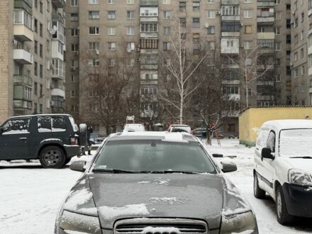 Серый Ауди А6, объемом двигателя 2.4 л и пробегом 200 тыс. км за 2500 $, фото 1 на Automoto.ua