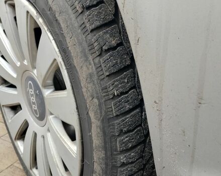 Сірий Ауді А6, об'ємом двигуна 2 л та пробігом 430 тис. км за 3189 $, фото 1 на Automoto.ua