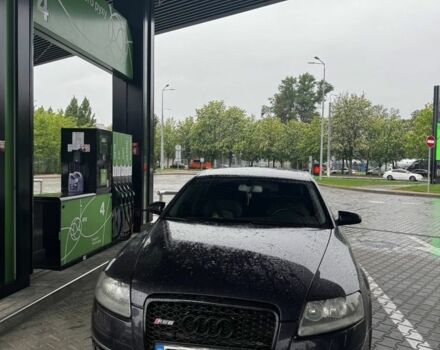 Серый Ауди А6, объемом двигателя 3 л и пробегом 300 тыс. км за 6000 $, фото 1 на Automoto.ua