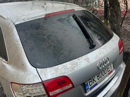 Серый Ауди А6, объемом двигателя 1 л и пробегом 200 тыс. км за 3100 $, фото 1 на Automoto.ua