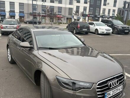 Сірий Ауді А6, об'ємом двигуна 2 л та пробігом 230 тис. км за 10250 $, фото 1 на Automoto.ua