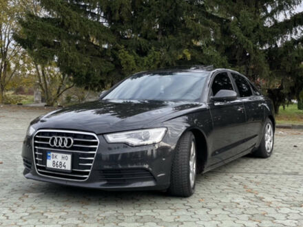 Серый Ауди А6, объемом двигателя 3 л и пробегом 230 тыс. км за 17999 $, фото 1 на Automoto.ua