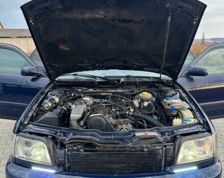 Синий Ауди А6, объемом двигателя 2 л и пробегом 380 тыс. км за 2650 $, фото 9 на Automoto.ua