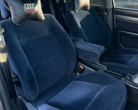 Синий Ауди А6, объемом двигателя 2.6 л и пробегом 290 тыс. км за 3700 $, фото 13 на Automoto.ua