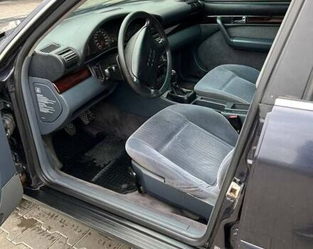 Синий Ауди А6, объемом двигателя 2.5 л и пробегом 550 тыс. км за 2600 $, фото 3 на Automoto.ua