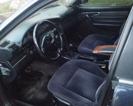 Синий Ауди А6, объемом двигателя 2.6 л и пробегом 330 тыс. км за 3350 $, фото 169 на Automoto.ua
