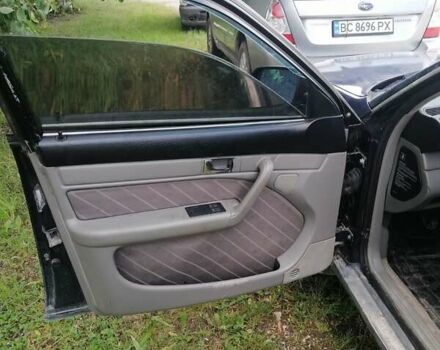 Синий Ауди А6, объемом двигателя 2.6 л и пробегом 417 тыс. км за 2400 $, фото 4 на Automoto.ua