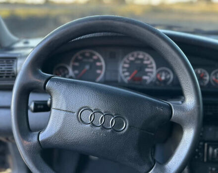 Синий Ауди А6, объемом двигателя 2.6 л и пробегом 290 тыс. км за 3700 $, фото 6 на Automoto.ua