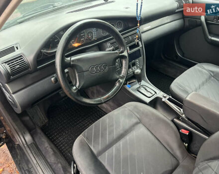 Синий Ауди А6, объемом двигателя 2.6 л и пробегом 286 тыс. км за 4200 $, фото 7 на Automoto.ua