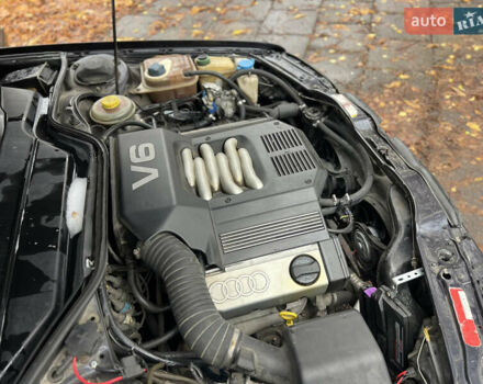 Синий Ауди А6, объемом двигателя 2.6 л и пробегом 286 тыс. км за 4200 $, фото 13 на Automoto.ua