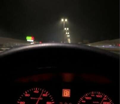 Синий Ауди А6, объемом двигателя 2.6 л и пробегом 568 тыс. км за 2700 $, фото 7 на Automoto.ua