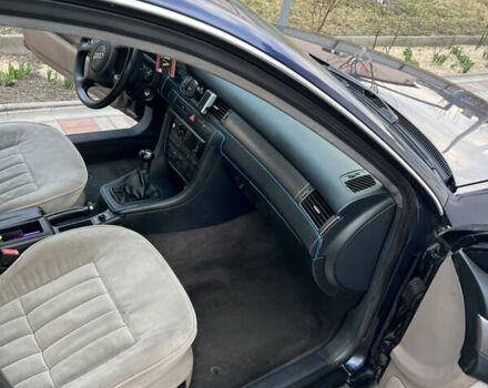 Синий Ауди А6, объемом двигателя 1.9 л и пробегом 319 тыс. км за 4500 $, фото 14 на Automoto.ua