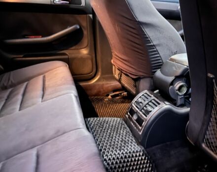 Синий Ауди А6, объемом двигателя 1.8 л и пробегом 360 тыс. км за 2800 $, фото 16 на Automoto.ua