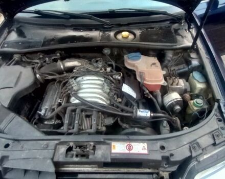 Синий Ауди А6, объемом двигателя 2.4 л и пробегом 380 тыс. км за 4800 $, фото 1 на Automoto.ua