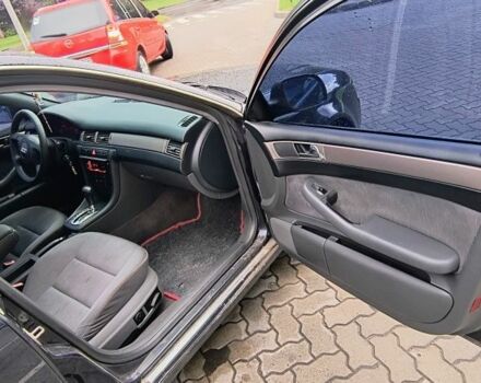 Синий Ауди А6, объемом двигателя 1.8 л и пробегом 300 тыс. км за 3500 $, фото 8 на Automoto.ua