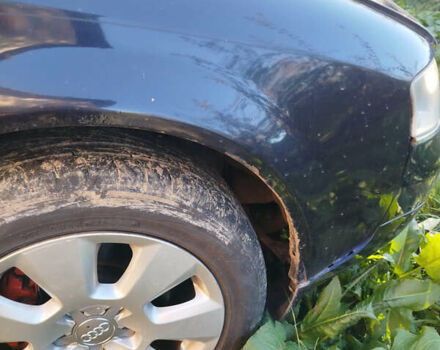 Синій Ауді А6, об'ємом двигуна 2.4 л та пробігом 293 тис. км за 2100 $, фото 1 на Automoto.ua