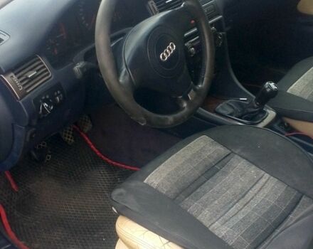 Синій Ауді А6, об'ємом двигуна 1.8 л та пробігом 520 тис. км за 2800 $, фото 2 на Automoto.ua