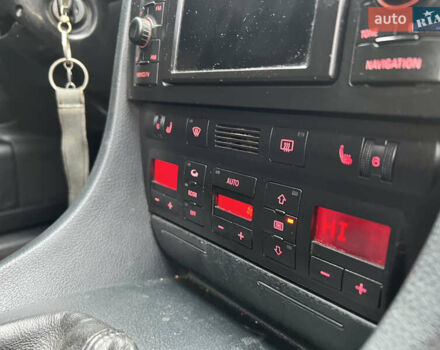 Синій Ауді А6, об'ємом двигуна 2.5 л та пробігом 401 тис. км за 3950 $, фото 21 на Automoto.ua